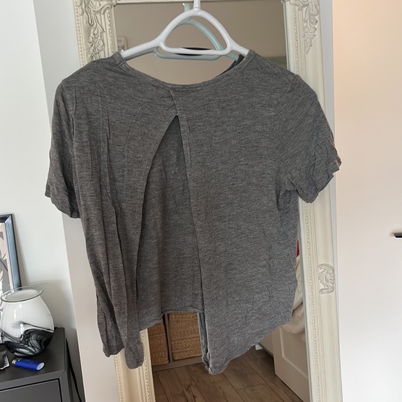 grey open back tee from artizia - Picture 2 of 2